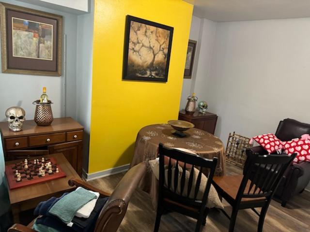 Downtown North Side Pittsburgh! Close To The Hospitals! Homestay *